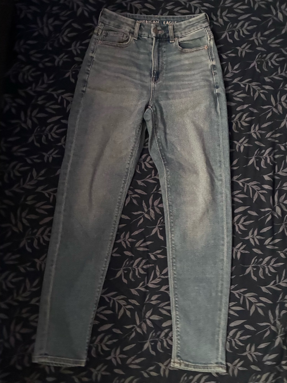 American Eagle Outfitters Women's Skinny Jeans in Faded Blue